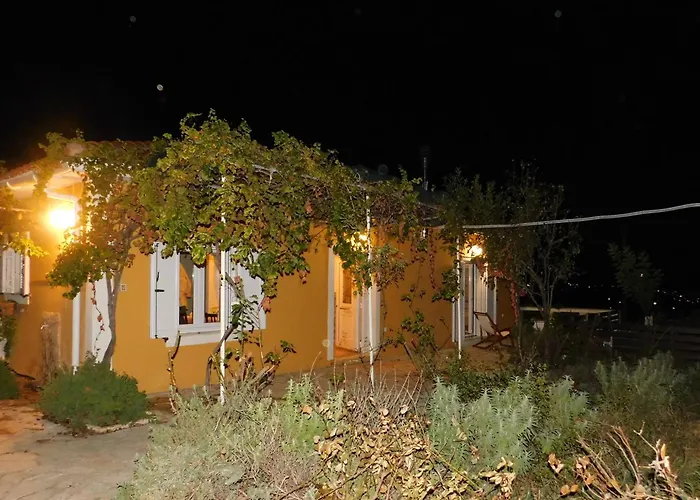 Adonino Residence-The House Of Pomegranates